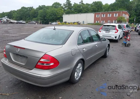 2003 Mercedes-Benz E 320 из США, поврежденный, VIN WDBUF65J63A170056